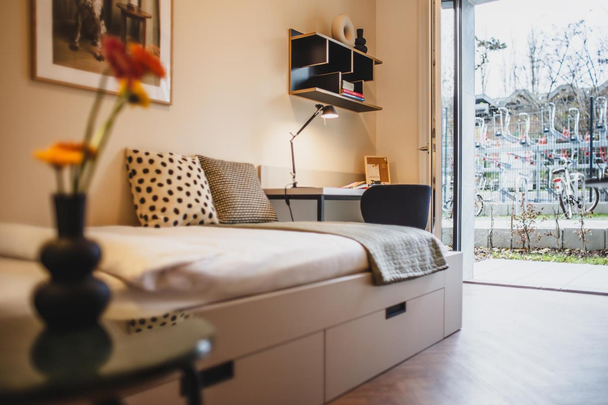 Estudio con terraza